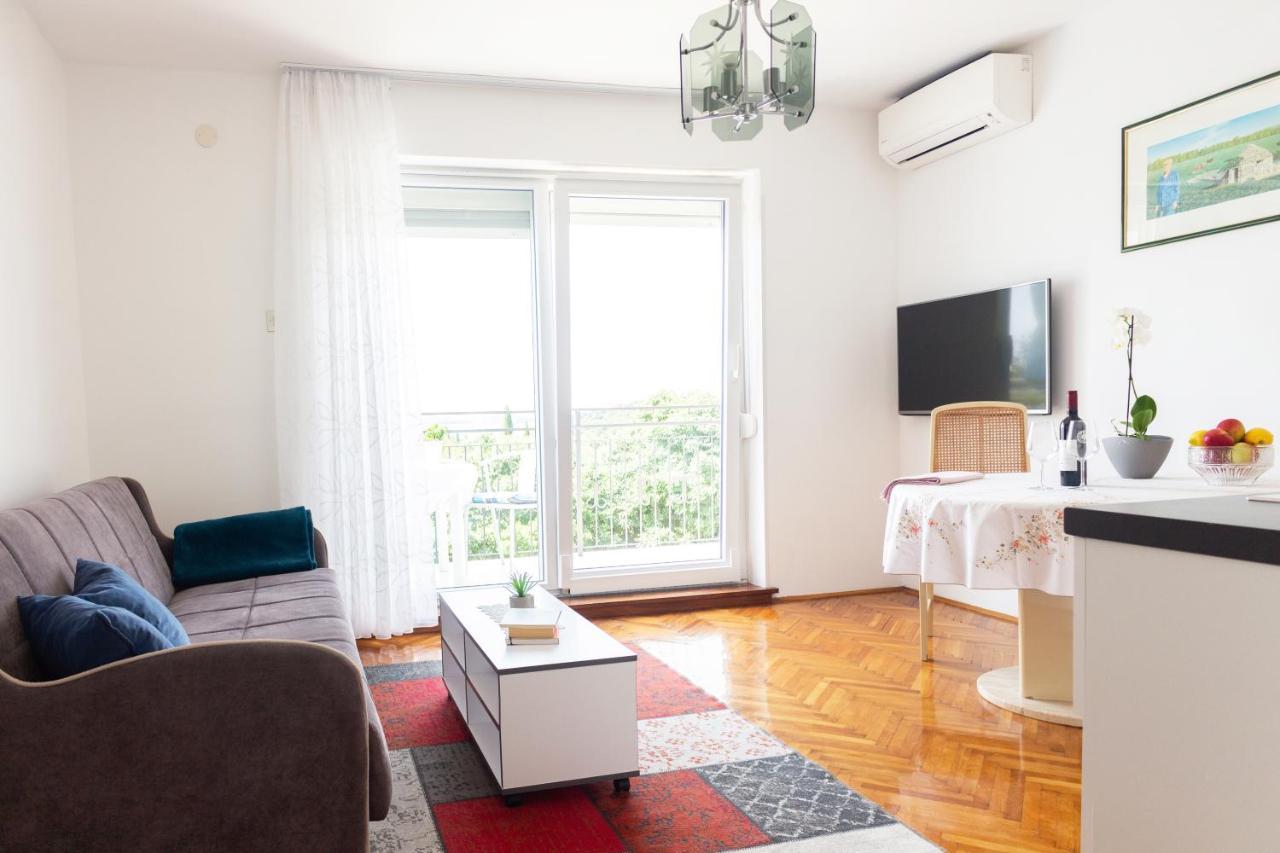 Apartment Centener 罗维尼 外观 照片