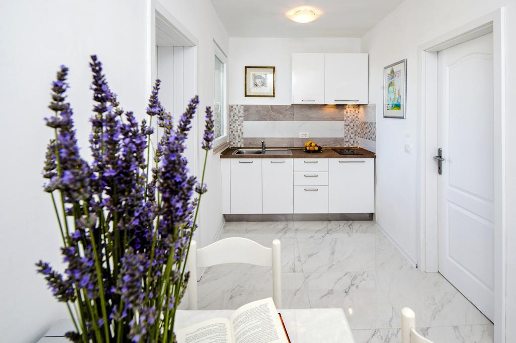 Apartment Centener 罗维尼 外观 照片