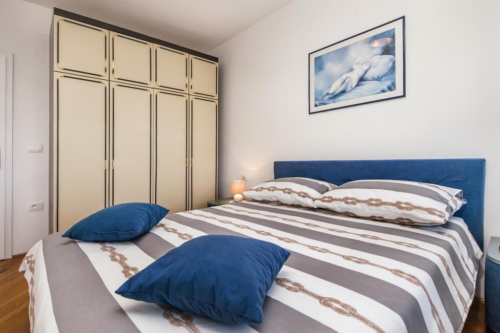 Apartment Centener 罗维尼 外观 照片